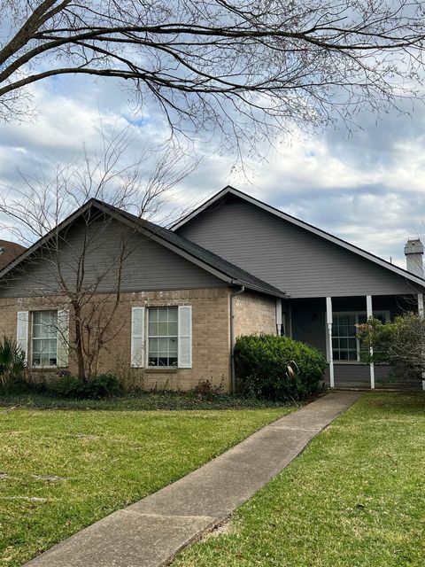 Photo of 1532 Bryant Way, Beaumont, TX 77706 (MLS # 262342)