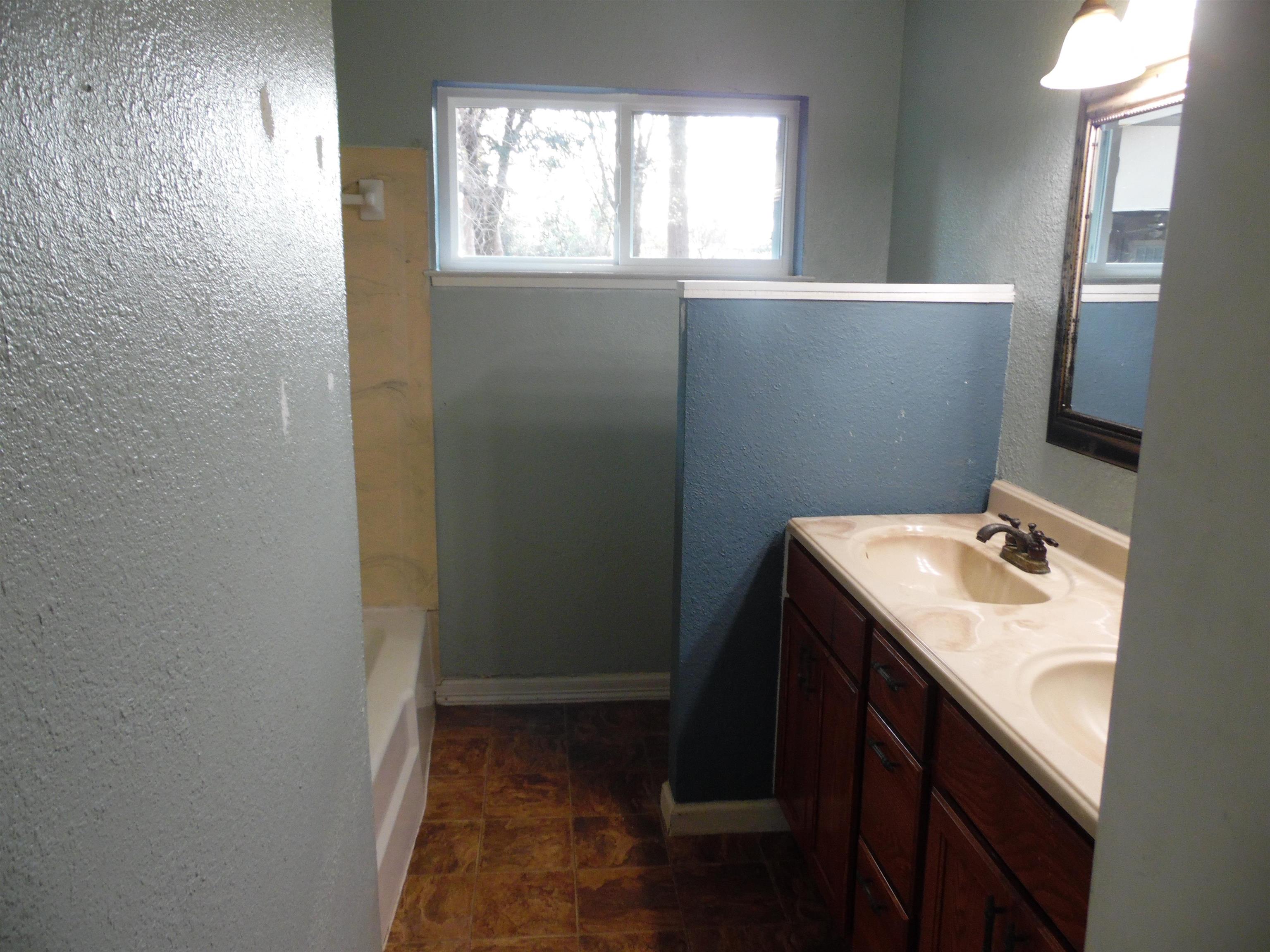 Lumberton, Texas 77657, United States, 4 Bedrooms Bedrooms, ,3 BathroomsBathrooms,Residential,Pending,10676