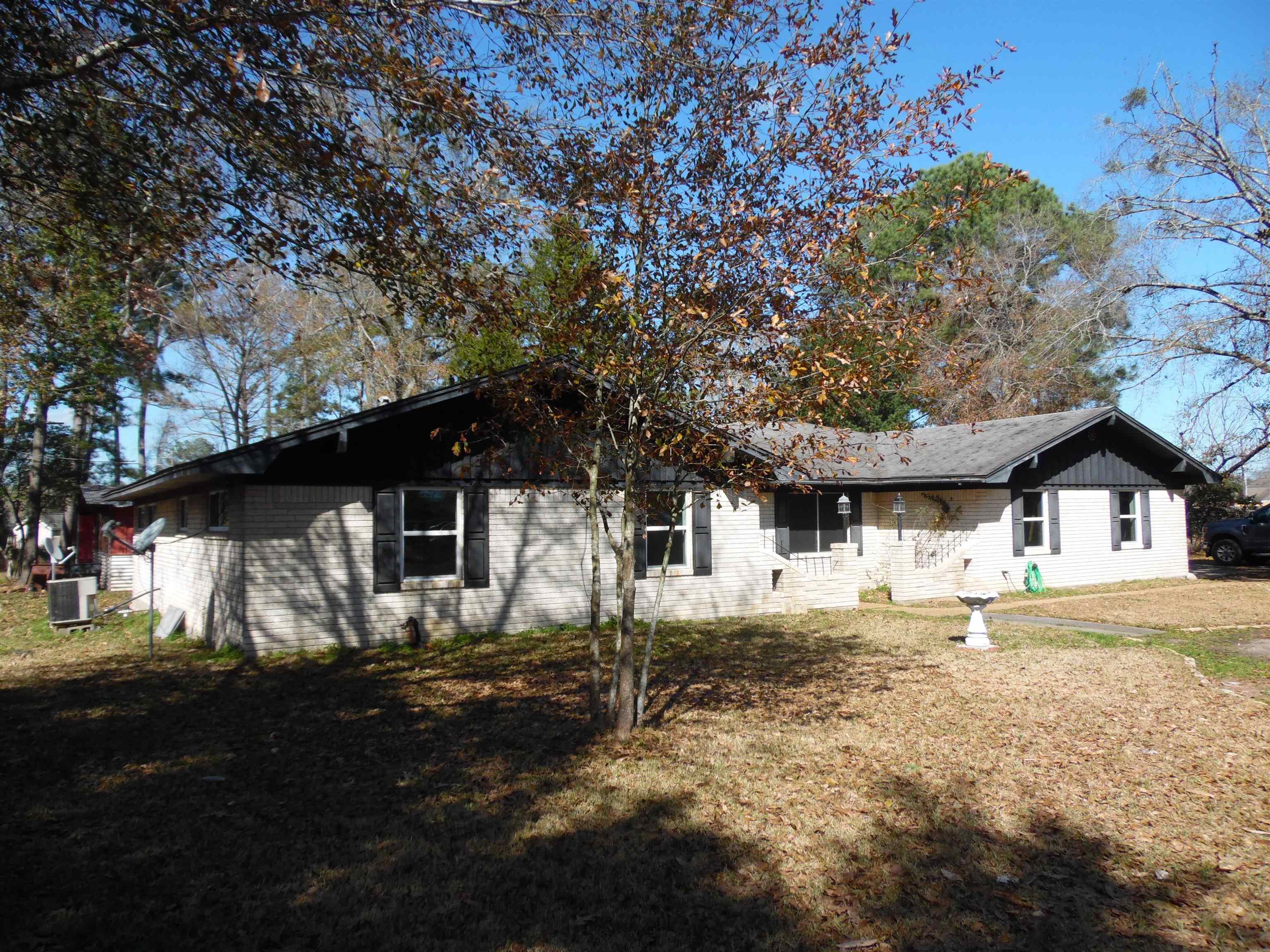 Lumberton, Texas 77657, United States, 4 Bedrooms Bedrooms, ,3 BathroomsBathrooms,Residential,Pending,10676