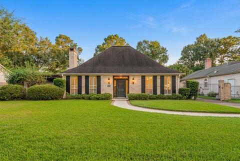 Photo of 6475 Wellington Place, Beaumont, TX 77706 (MLS # 271547)