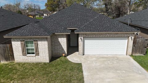Photo of 3140 Waverly, Beaumont, TX 77705 (MLS # 265881)