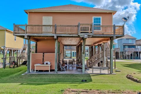 A home in Crystal Beach