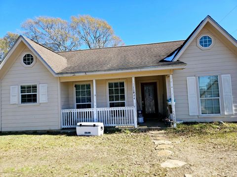 A home in Silsbee