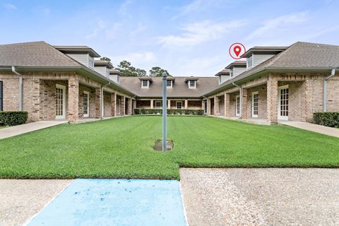 Photo of 3560 Delaware St, Beaumont, TX 77706 (MLS # 268690)
