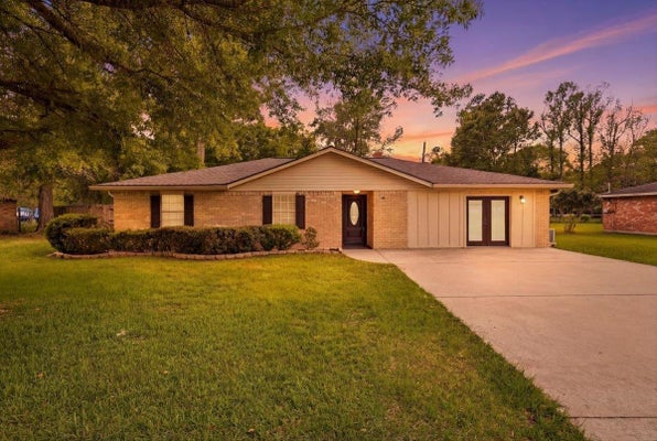 1460 WILLOW BEND DR, VIDOR, TX 77662 - Image ea3adf25c0de939bdc290d8f91e42a18/3685869085