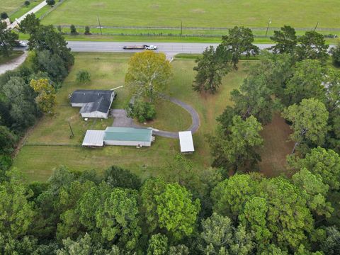 Photo of 18053 Hwy 105, Sour Lake, TX 77659 (MLS # 264153)