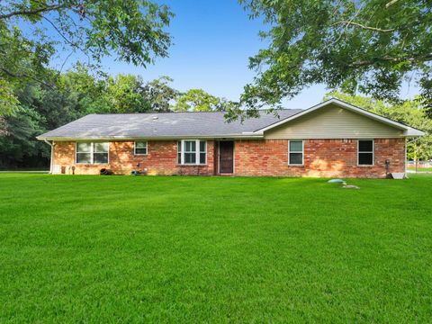 Photo of 2641 Oilla RD., Orange, TX 77630 (MLS # 269566)