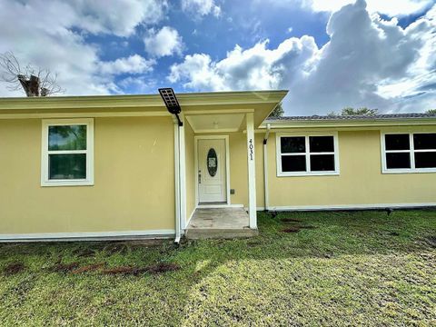 Photo of 4031 fairview, Orange, TX 77630 (MLS # 266348)