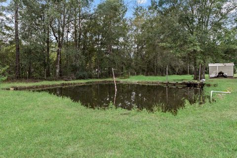 A home in Mauriceville