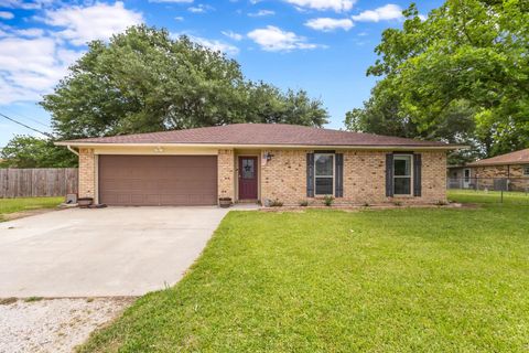 Property photo of 780 Dugas St, Bridge City, TX 77611