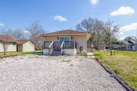 Photo of 655 Mitchell St, Sour Lake, TX 77659 (MLS # 270178)