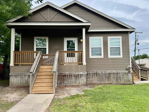 Property photo of 97 E Oregon, Orange, TX 77630