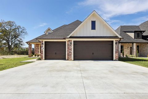 Photo of 145 Moore, Beaumont, TX 77713 (MLS # 263425)