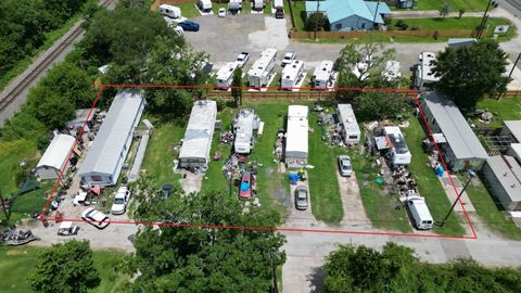 Photo of 3922.5 N Twin City Hwy, Nederland, TX 77627 (MLS # 258850)