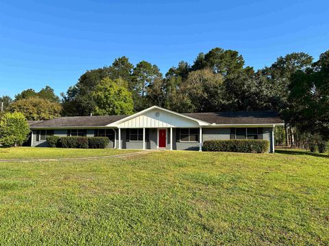 A home in Woodville