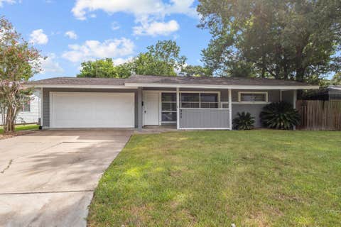Photo of 900 Carolina, Bridge City, TX 77611 (MLS # 270138)