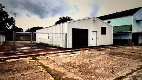 Photo of 3236 Gulfway Dr., Port Arthur, TX 77642 (MLS # 265489)