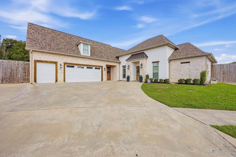 Photo of 116 Pindo Palm Drive, Lumberton, TX 77657 (MLS # 270984)