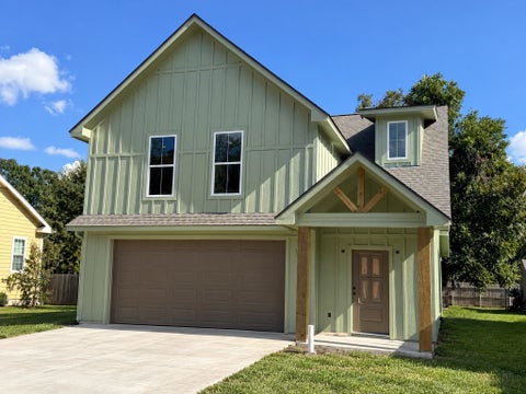Photo of 1715 Gary Avenue, Nederland, TX 77627 (MLS # 271747)