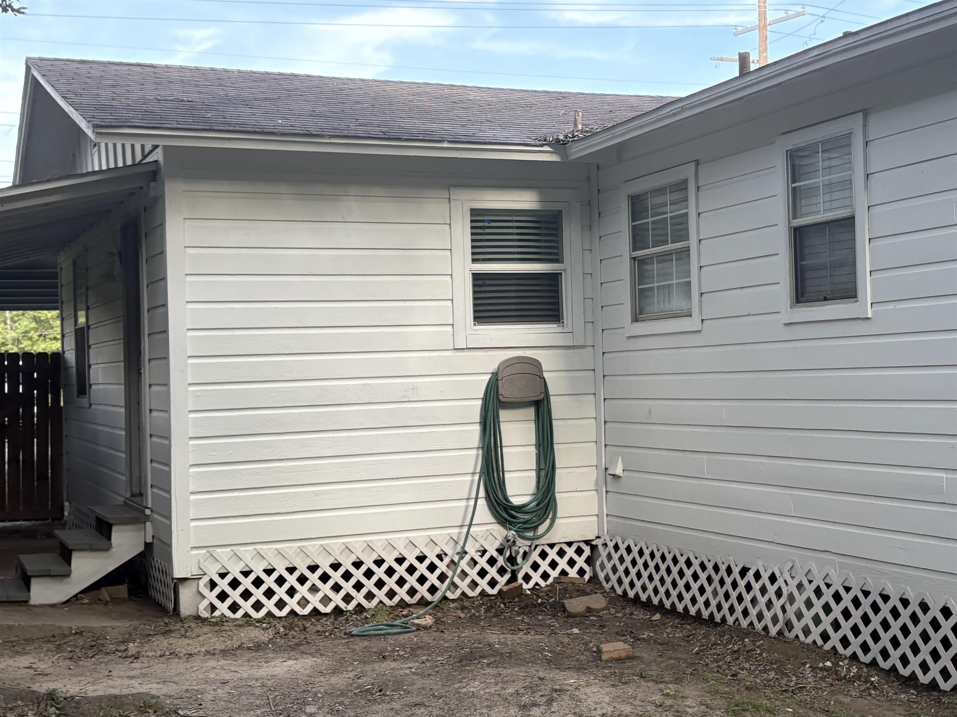 Lumberton, Texas 77657, United States, 2 Bedrooms Bedrooms, ,2 BathroomsBathrooms,Residential,Pending,193295