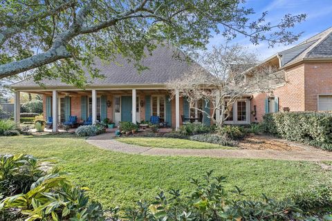 Photo of 295 Summerwood, Beaumont, TX 77706 (MLS # 264799)