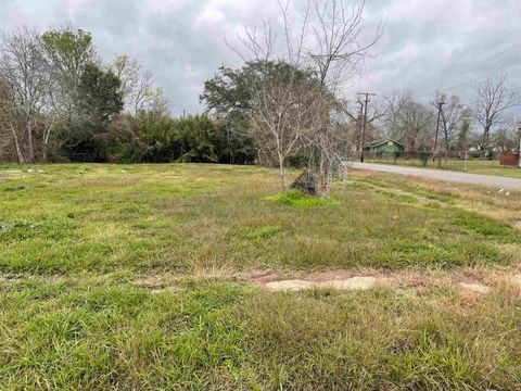 Photo of 2008 Pope Street, Beaumont, TX 77703 (MLS # 265401)