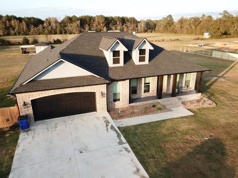 A home in Kirbyville