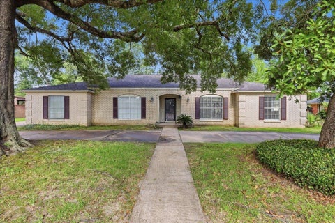Photo of 1510 Belvedere Dr., Beaumont, TX 77706 (MLS # 269832)