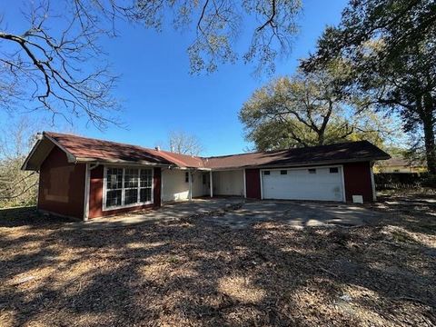 Photo of 1195 Gunter St, Beaumont, TX 77705 (MLS # 265487)