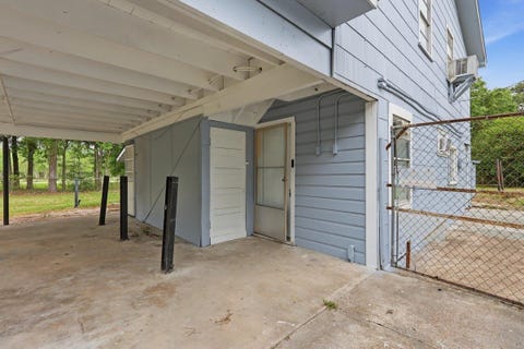 Photo of 1088 Terry, Vidor, TX 77662 (MLS # 268611)