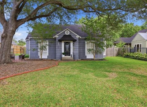 Photo of 265 W Caldwood Dr., Beaumont, TX 77707 (MLS # 266870)