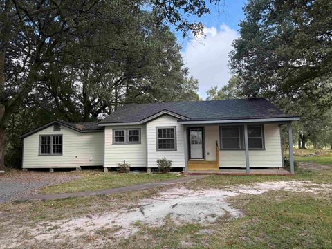 Photo of 3075 Patillo Road, Orange, TX 77630 (MLS # 263430)
