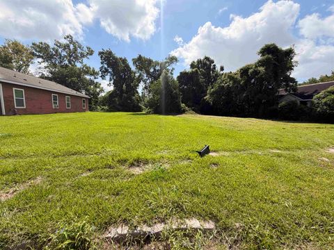 Photo of 2435 Park St, Beaumont, TX 77701 (MLS # 268532)