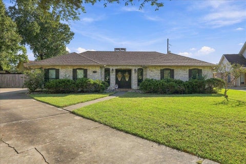 Photo of 4720 Taft St, Beaumont, TX 77706 (MLS # 271887)