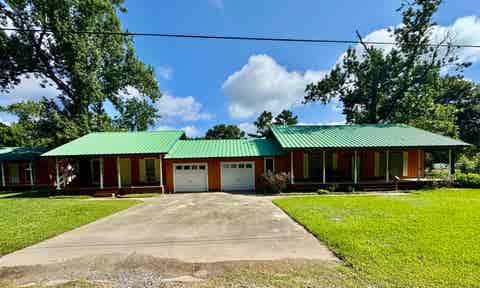 Photo of 8916 Kristi Ln., Orange, TX 77630 (MLS # 269059)