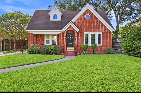 817 21ST ST, BEAUMONT, TX 77706 - Image f98acbd48b8a40c677a8e97e70e57ab0/3576907677