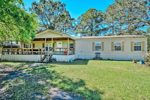 Photo of 13015 Quail Ridge, Orange, TX 77632 (MLS # 265678)