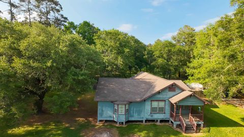 Photo of 9366 Cajun Way, Orange, TX 77630 (MLS # 268636)