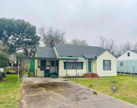 Photo of 5267 Sunset Ave, Beaumont, TX 77705 (MLS # 271456)