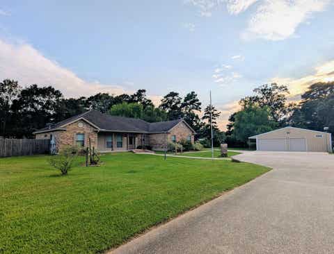 Photo of 195 Brianna Lane, Vidor, TX 77662 (MLS # 269835)