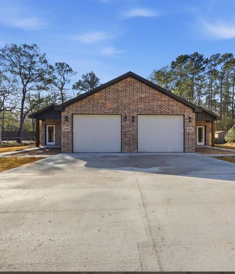 Photo of 8280 North Wind, Unit B, Lumberton, TX 77657 (MLS # 264383)