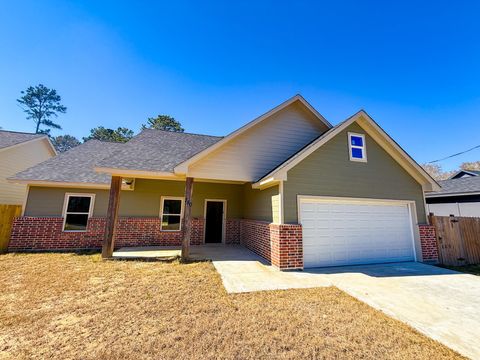 Photo of 780 Woodland, Vidor, TX 77662 (MLS # 264974)
