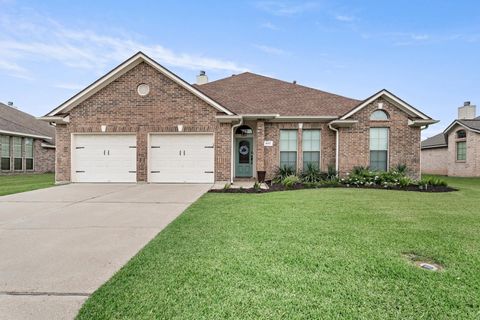 Photo of 445 S Oaks Dr, Beaumont, TX 77706 (MLS # 267527)