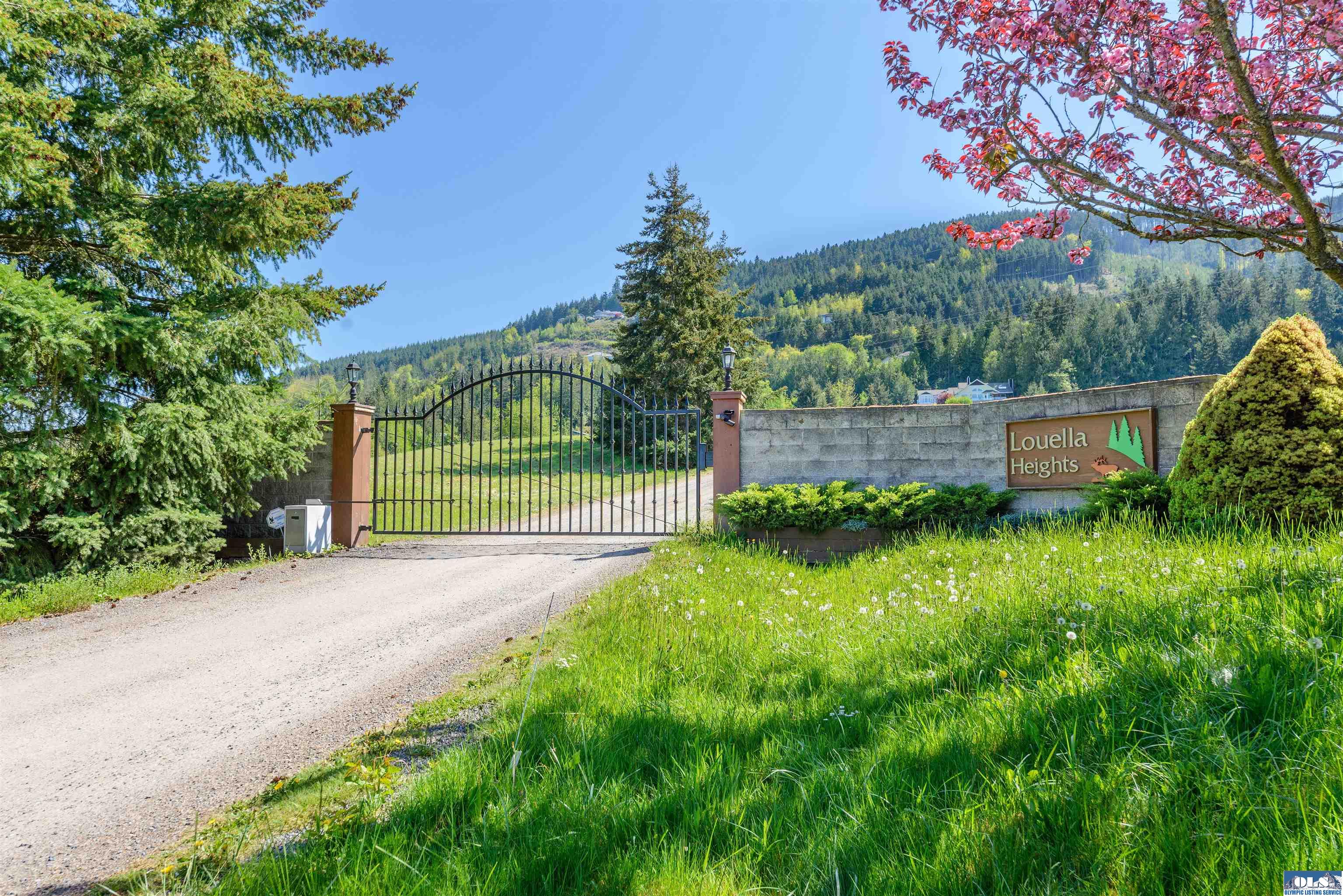 Sequim, Washington, 98382, United States, 4 Bedrooms Bedrooms, ,5 BathroomsBathrooms,Residential,Active,2043831