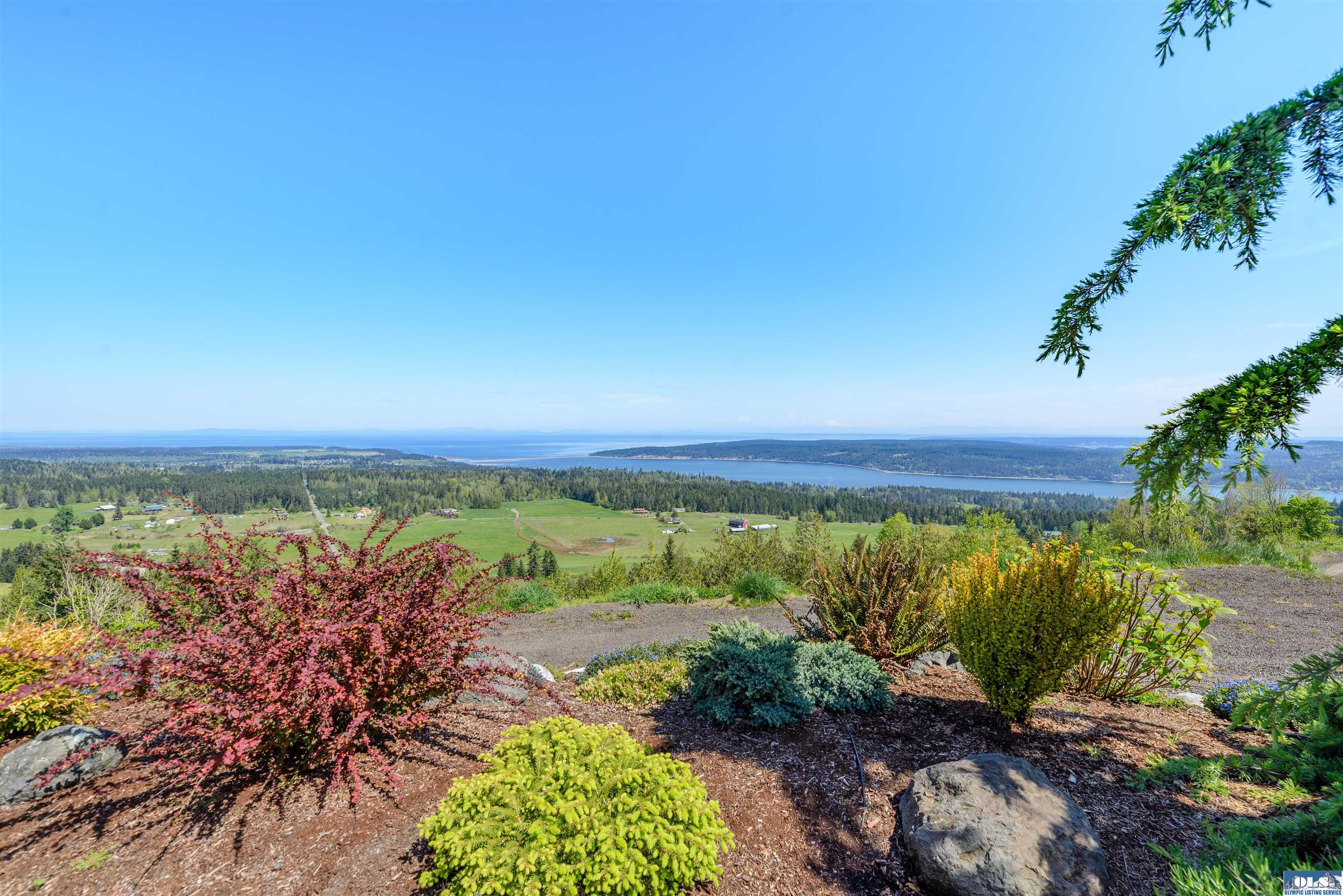 Sequim, Washington, 98382, United States, 4 Bedrooms Bedrooms, ,5 BathroomsBathrooms,Residential,Active,2043831