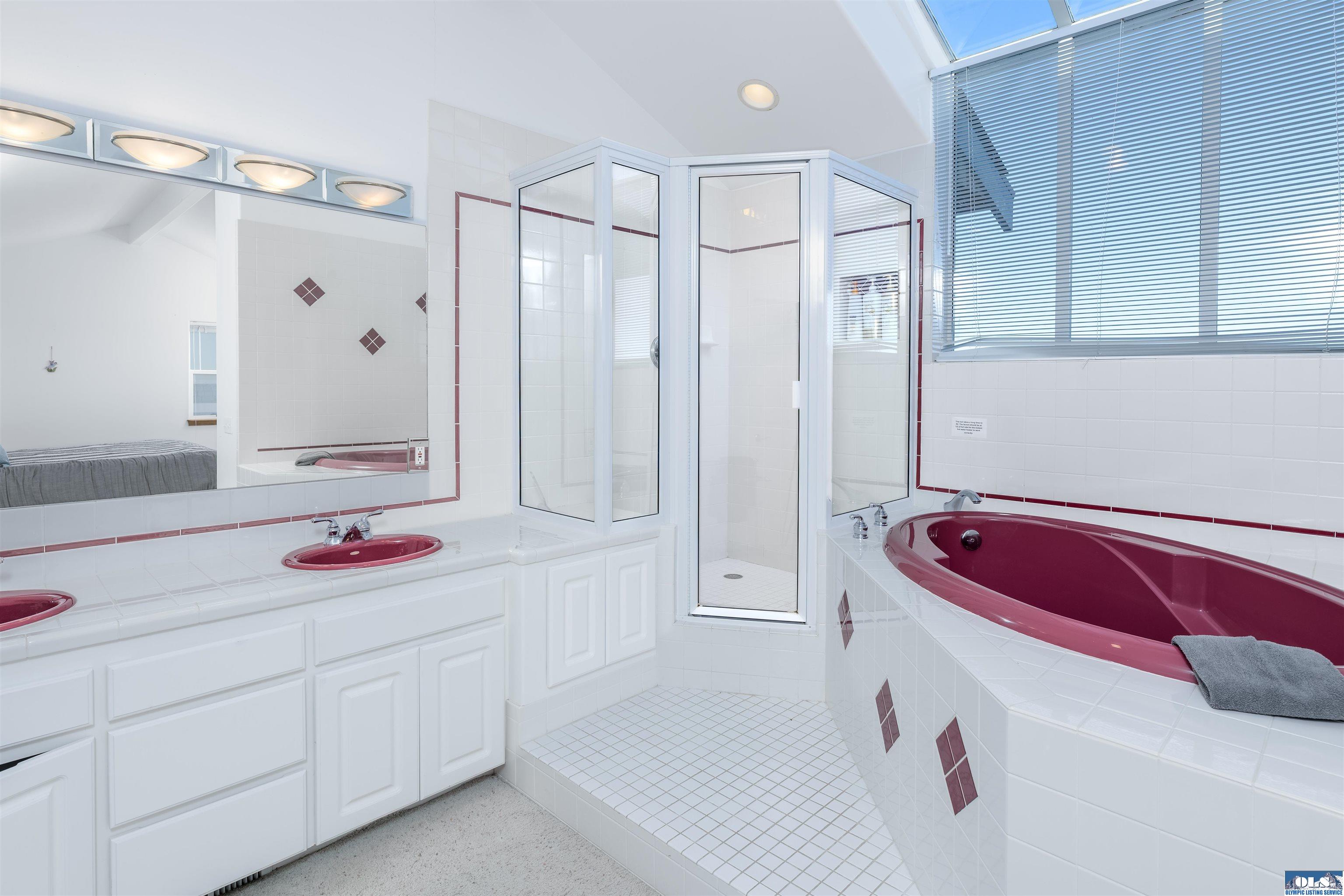 Sequim, Washington, 98382, United States, 2 Bedrooms Bedrooms, ,2 BathroomsBathrooms,Residential,Active,2021299