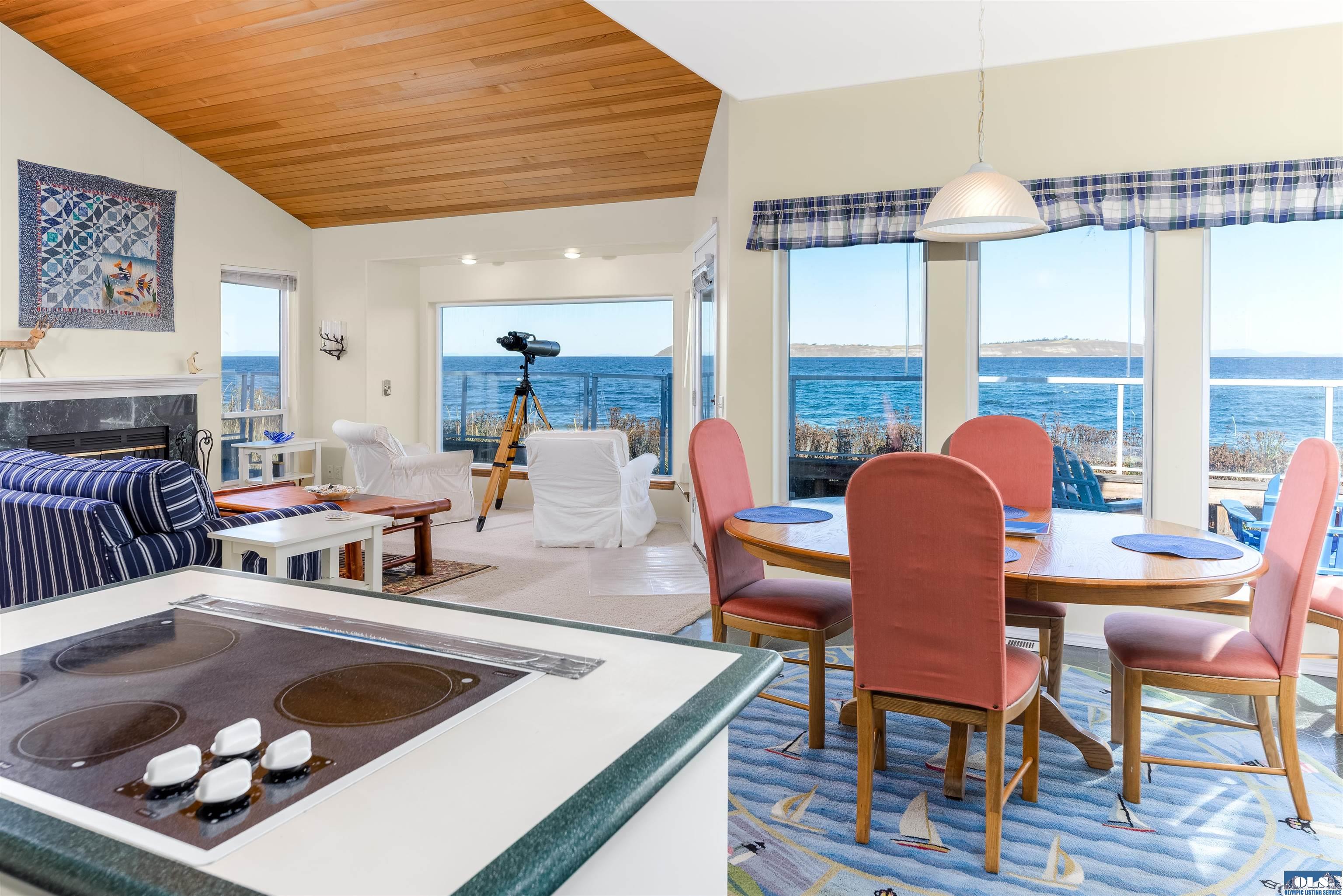 Sequim, Washington, 98382, United States, 2 Bedrooms Bedrooms, ,2 BathroomsBathrooms,Residential,Active,2021299