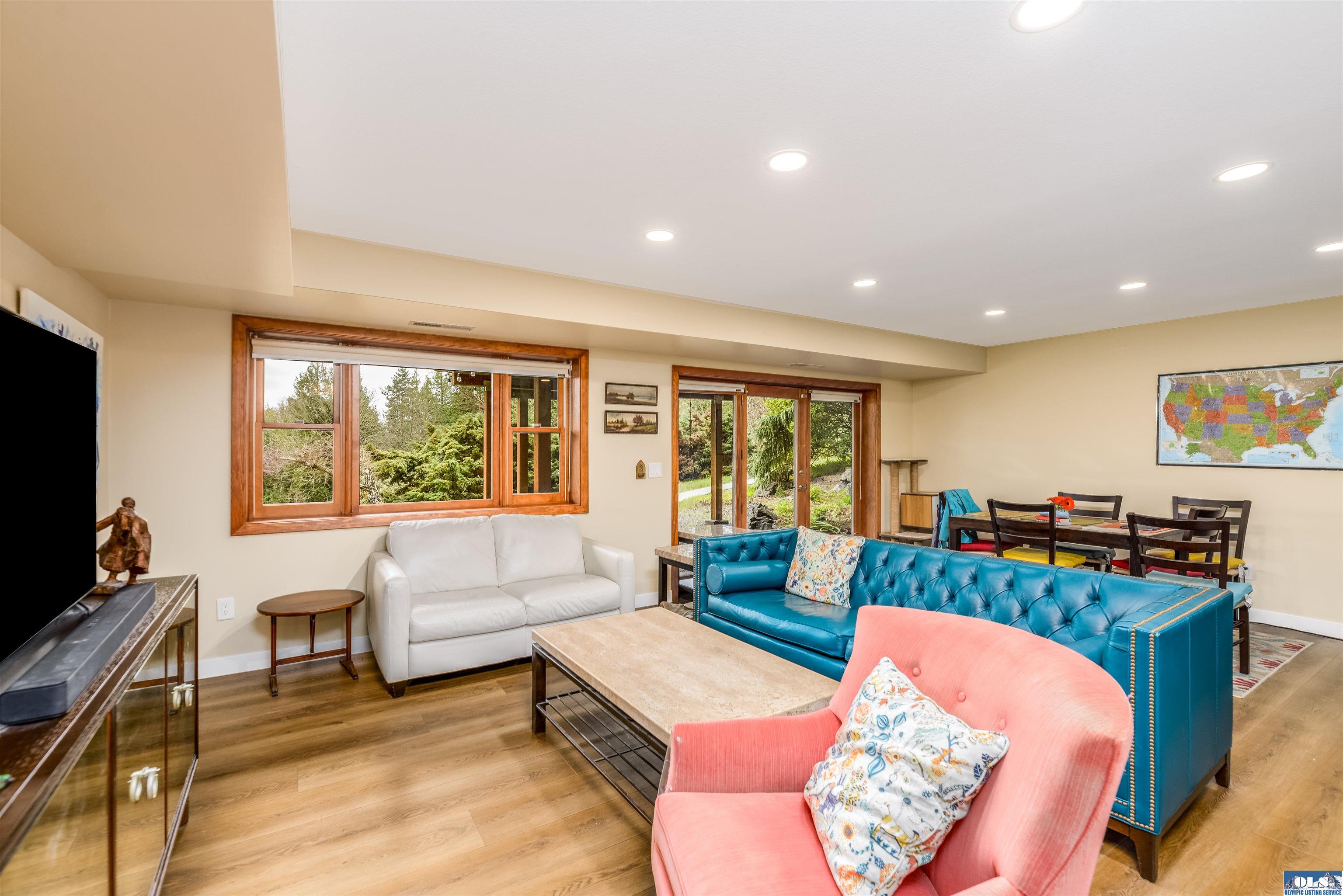 Sequim, Washington, 98382, United States, 4 Bedrooms Bedrooms, ,4 BathroomsBathrooms,Residential,Active,2035092