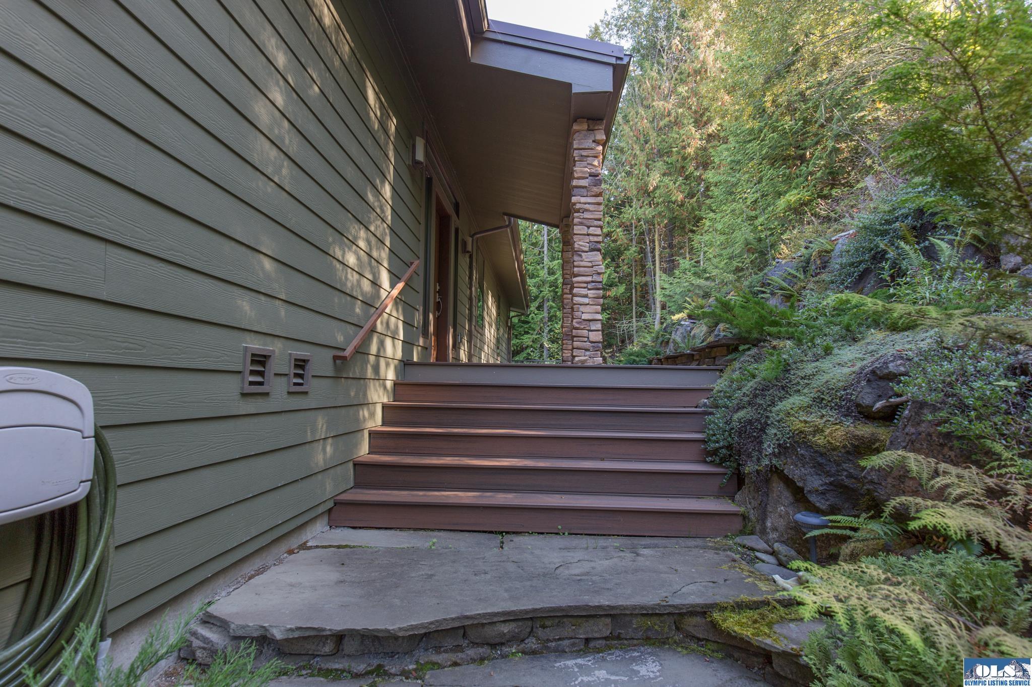 Sequim, Washington, 98382, United States, 3 Bedrooms Bedrooms, ,3 BathroomsBathrooms,Residential,Active,2041348
