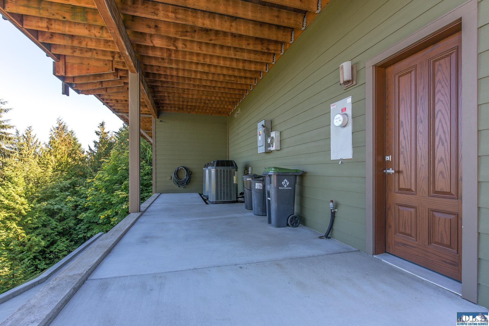 Sequim, Washington, 98382, United States, 3 Bedrooms Bedrooms, ,3 BathroomsBathrooms,Residential,Active,2041348
